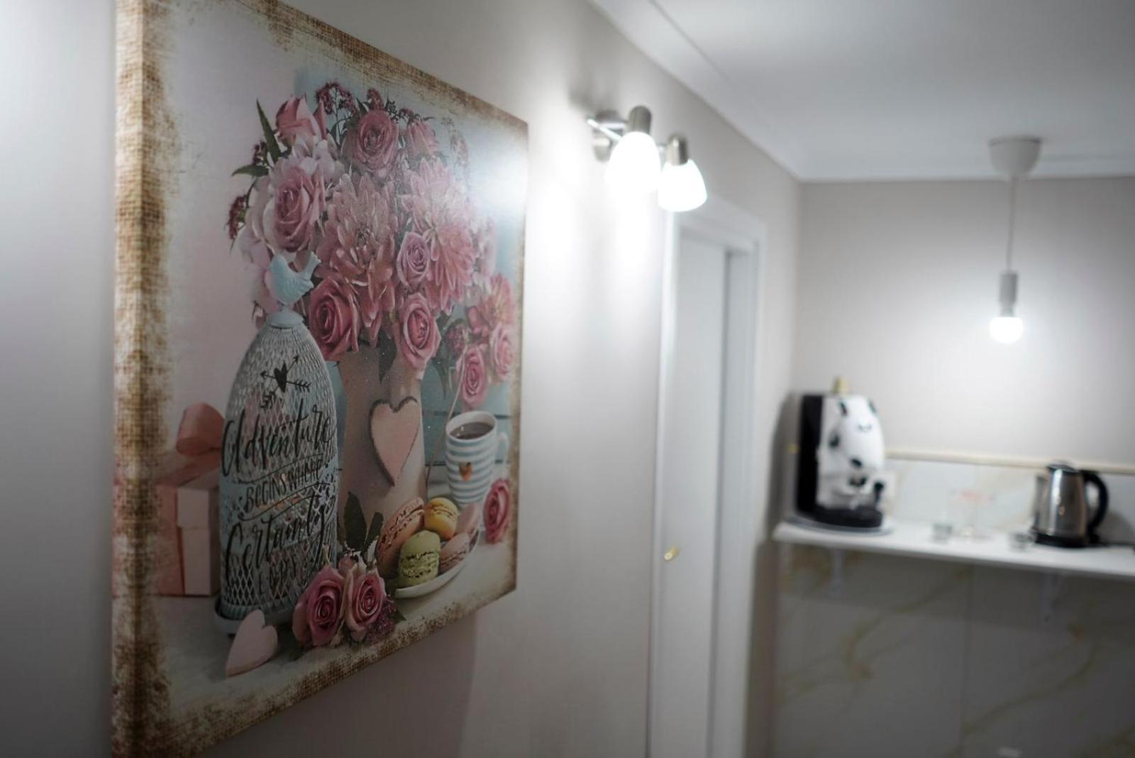 Camy Apartment Наполи Екстериор снимка